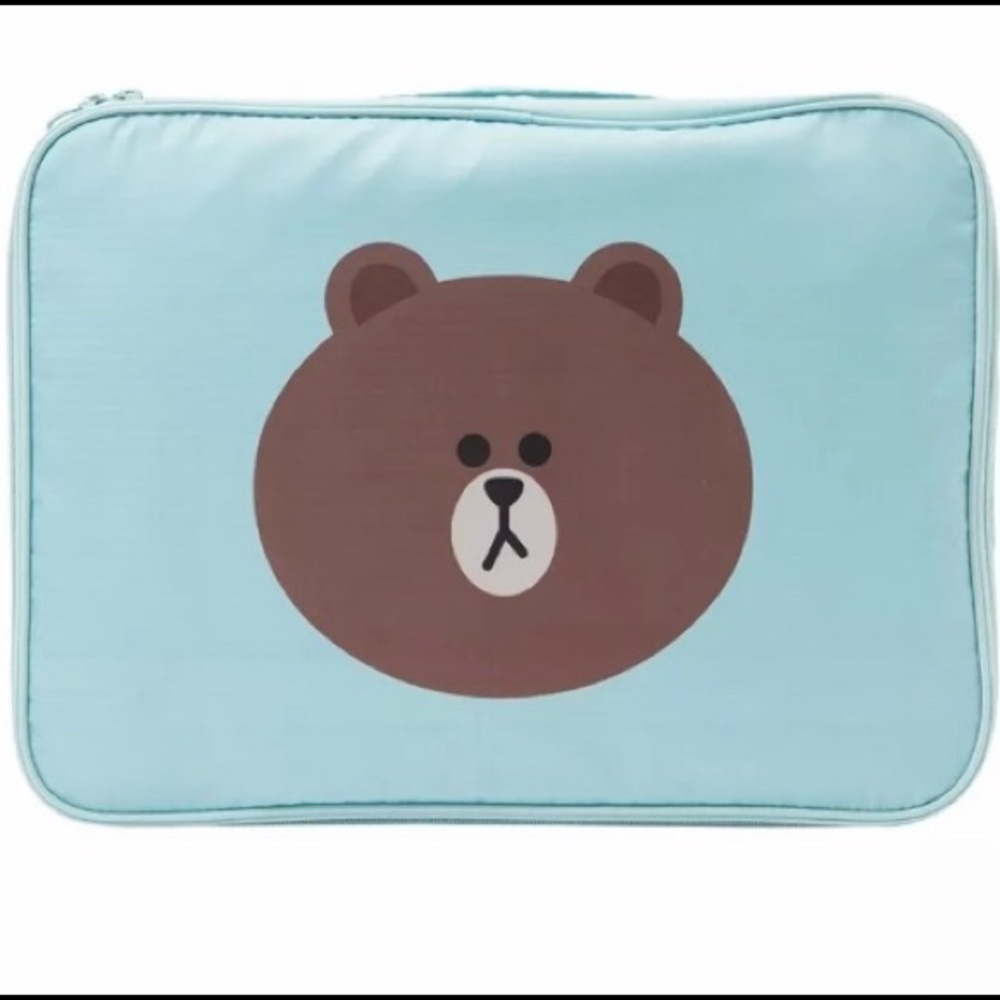 Friends Brown Character Travel Pouch